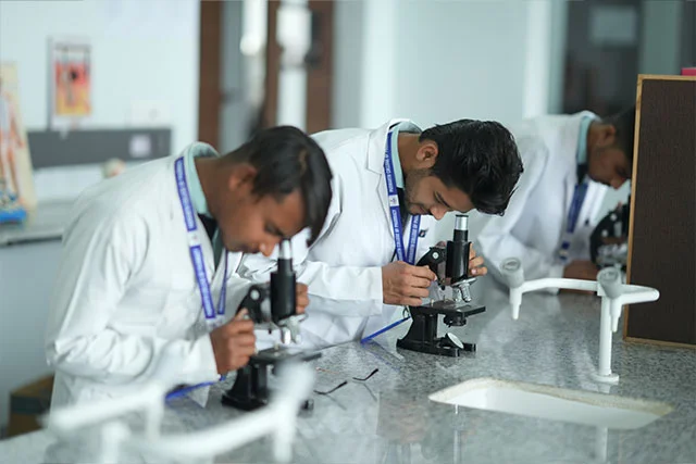 Bachelor of Pharmacy (B.Pharma) at the best Med Institute in Uttar Pradesh